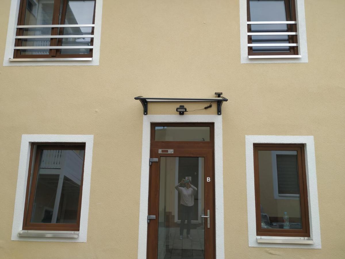 شقة Mehrfamilien Haus شكويديتس المظهر الخارجي الصورة